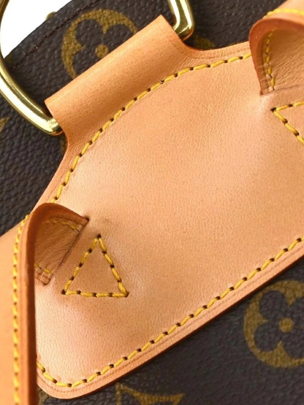 Louis Vuitton Monogram - Picture 5 of 16